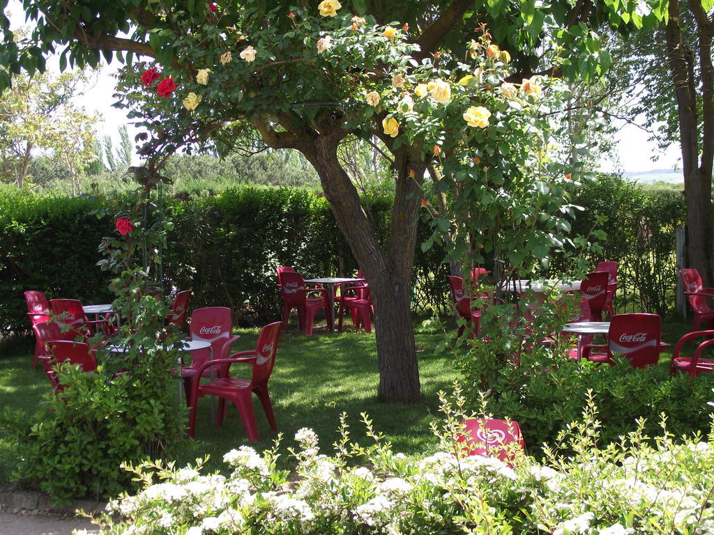 Camping Cubillas Cubillas de Santa Marta Dış mekan fotoğraf